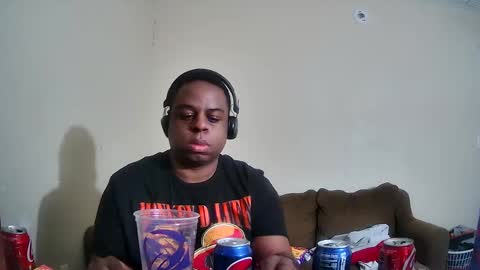 Snapshot of qbeastq2good chatting on 01/09/25, 01:02 firehot online show from 01/09/25, 01:02