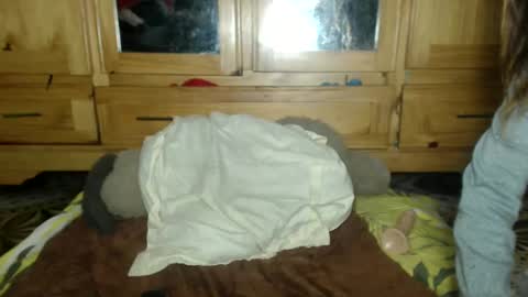 Snapshot of qeen_sexy chatting on 03/08/25, 02:45 queen sexy online show from 03/08/25, 02:45