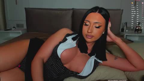 Snapshot of qsstess chatting on 09/15/25, 09:37 Ana online show from 09/15/25, 09:37