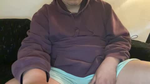 Snapshot of qualitative chatting on 03/11/25, 07:03 qualitative online show from 03/11/25, 07:03