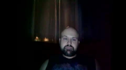 Snapshot of quebecboy233 chatting on 10/28/25, 02:04 quebecboy233 online show from 10/28/25, 02:04