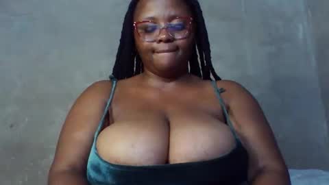 queen2302 online show from 04/02/26, 09:12