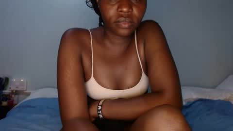 emmie online show from 03/04/25, 03:59