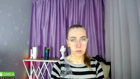 Snapshot of queen_a_n_i chatting on 02/22/25, 09:01 A N I  Ill be here on December 1st online show from 02/22/25, 09:01