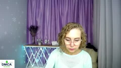 Snapshot of queen_a_n_i chatting on 07/05/26, 08:43 A N I Ill be here on December 1st online show from 07/05/26, 08:43