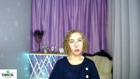 Snapshot of queen_a_n_i chatting on 07/08/26, 08:52 A N I Ill be here on December 1st online show from 07/08/26, 08:52