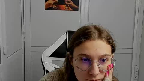 Amelie online show from 04/04/26, 07:17