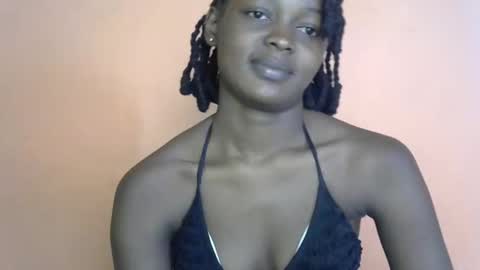 queen_banice online show from 02/09/26, 09:35