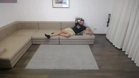 Snapshot of queen_bj19 chatting on 11/09/25, 07:34 queen_bj19 online show from 11/09/25, 07:34