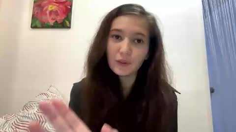 Snapshot of queen_chatur chatting on 01/09/25, 03:34 Viktoria online show from 01/09/25, 03:34
