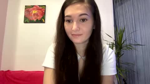 Snapshot of queen_chatur chatting on 01/15/25, 02:13 Viktoria online show from 01/15/25, 02:13