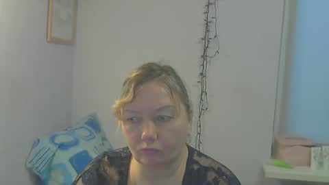 Snapshot of queen_jane8 chatting on 12/02/24, 10:50 queen_jane8 online show from 12/02/24, 10:50