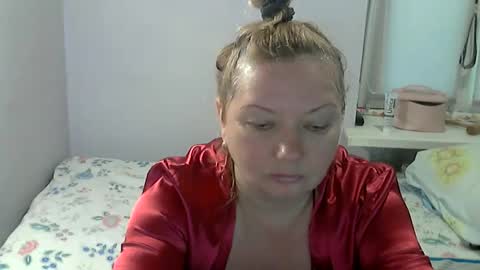queen_jane8 online show from 05/27/26, 11:07