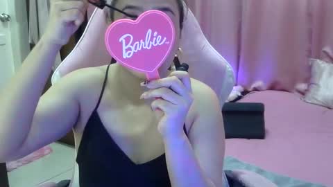 QueenHennessy online show from 02/13/25, 05:26