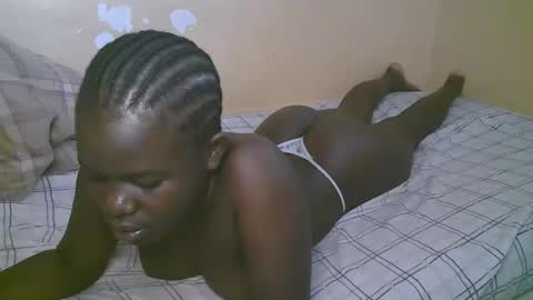 queen_latasha online show from 04/21/26, 05:47