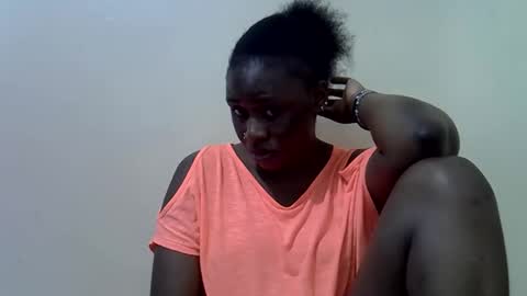queen_leilla online show from 04/26/26, 09:07