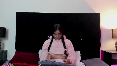 queen_misy online show from 05/10/26, 09:20