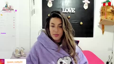 queen_natttyy online show from 12/28/24, 03:47