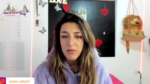 queen_natttyy online show from 01/08/25, 06:31