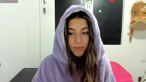 queen_natttyy online show from 01/14/25, 03:22