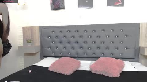 Queen Pocahontas online show from 02/17/25, 01:32