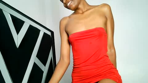Snapshot of queen_sashavixen chatting on 06/17/26, 05:10 queen_sashavixen online show from 06/17/26, 05:10