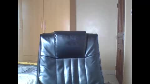 Queenbebony2 online show from 03/12/26, 06:19