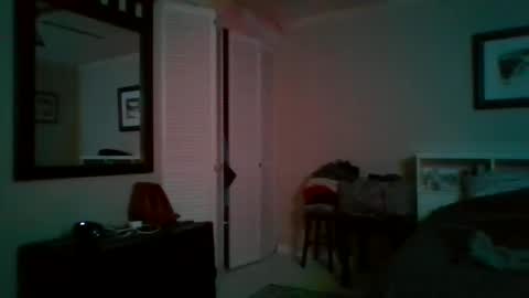 queenbee6269 online show from 12/11/24, 08:47