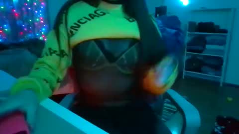 queenbee6269 online show from 01/10/26, 11:12