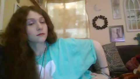 queencrimsonlvx online show from 04/29/26, 02:59
