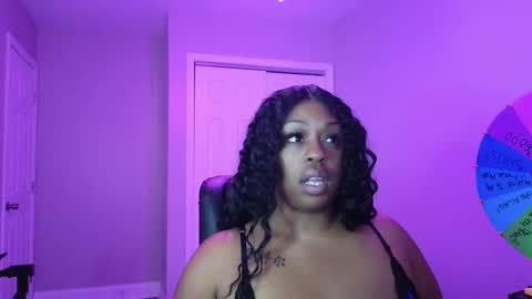 Queen Cherise Roze online show from 01/14/26, 10:58