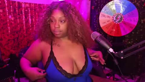 Queen Cherise Roze online show from 06/05/26, 02:01