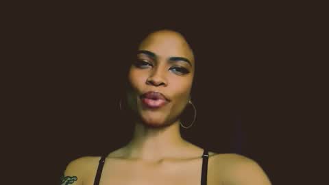 Sweet Goddess online show from 11/19/25, 05:29