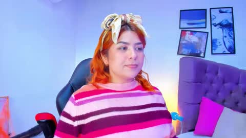 Snapshot of queengrett chatting on 10/31/25, 06:53 Queen online show from 10/31/25, 06:53