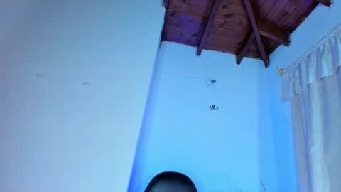 Snapshot of queengrett chatting on 02/02/26, 06:39 Queen online show from 02/02/26, 06:39