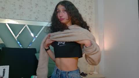 QUEENJEENN online show from 03/05/26, 06:31