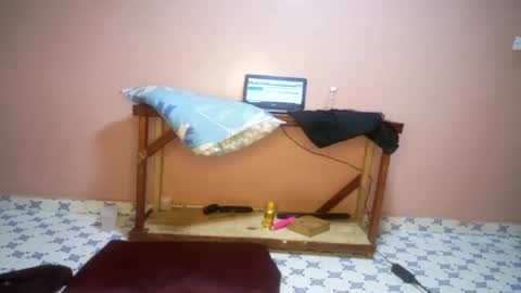 Nina online show from 03/06/25, 09:09