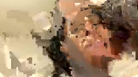 Kourtney online show from 10/06/25, 09:56