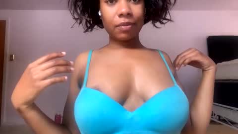 Kourtney online show from 10/24/25, 05:53