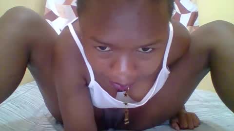 queenleona61 online show from 03/30/26, 09:21