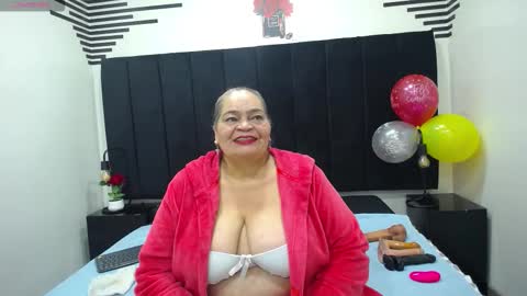 VickyBoobss online show from 01/13/26, 07:52
