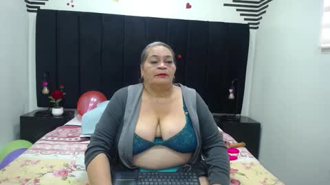 VickyBoobss online show from 03/06/26, 07:43