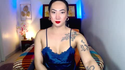 Snapshot of queenmistressts chatting on 02/23/25, 08:49 QUEEN online show from 02/23/25, 08:49