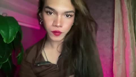 QUEEN online show from 03/04/26, 11:55