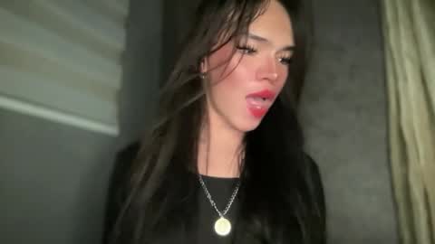 QUEEN online show from 03/28/26, 07:46