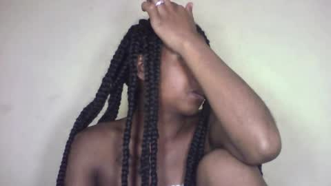queennaya online show from 08/08/26, 08:33