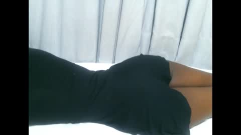 queenninaa online show from 02/19/26, 04:14