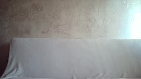 Snapshot of queenofmodels chatting on 02/01/25, 12:47 QueenOfModels online show from 02/01/25, 12:47