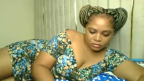 Snapshot of queenofsouls chatting on 01/31/25, 05:51 . online show from 01/31/25, 05:51