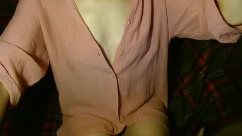 queenoftenderness online show from 12/24/24, 08:49